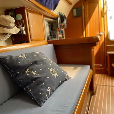 Alquiler De Barco Velero